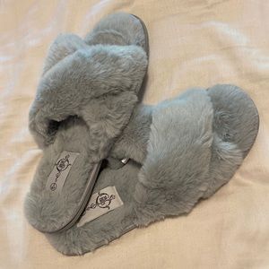 Fuzzy slippers